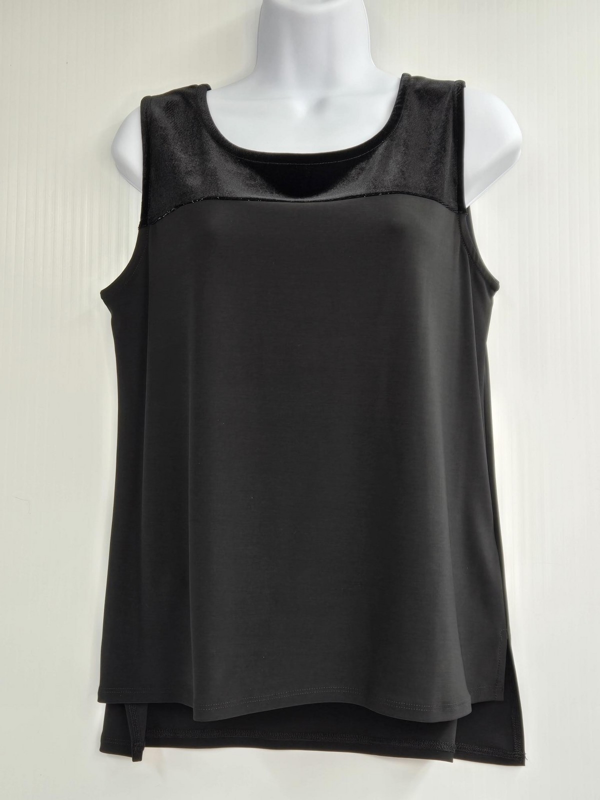 VALZÈRE Camisole avec détail au col